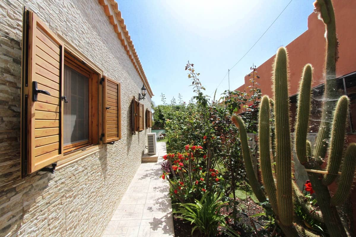 4 soveværelse Finca/Landehus til salg i El Salobre med swimmingpool garage - € 799.000 (Ref: 9123652)