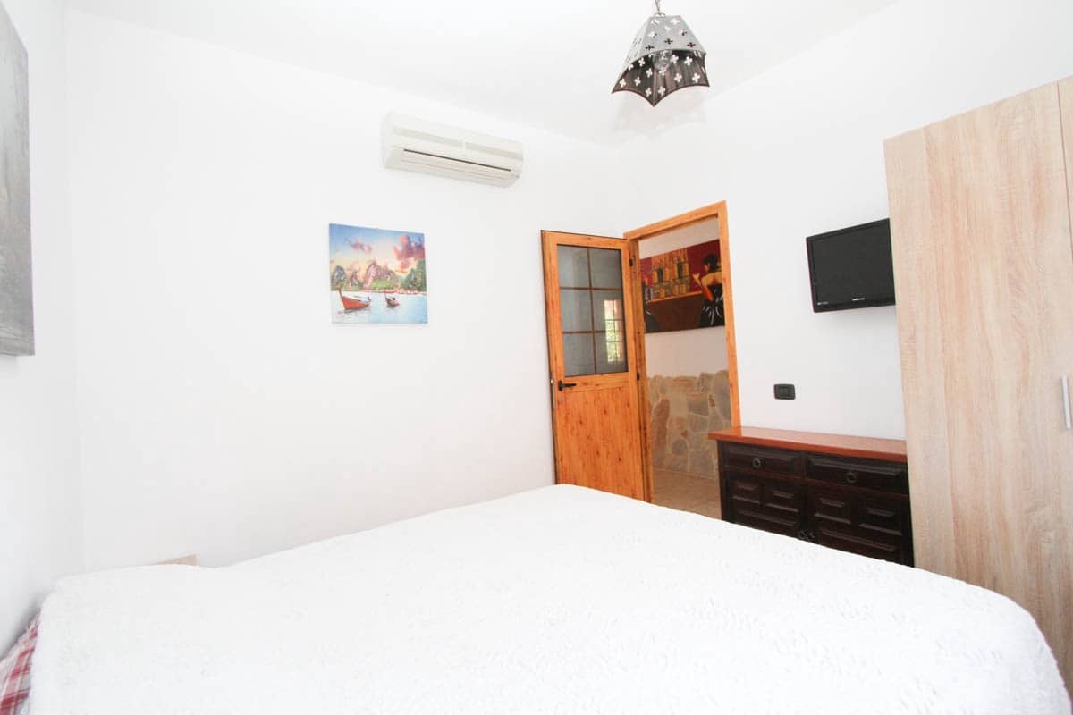 4 soveværelse Finca/Landehus til salg i El Salobre med swimmingpool garage - € 799.000 (Ref: 9123652)