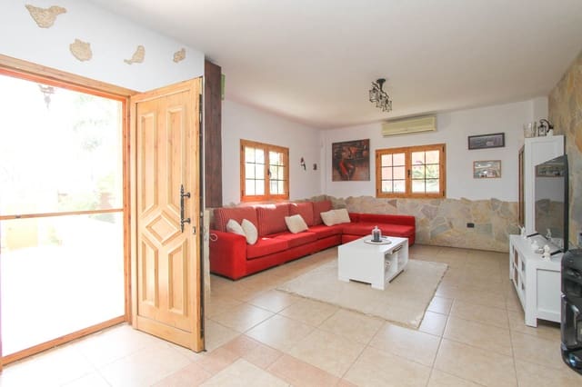 4 soverom Finca/Herregård til salgs i El Salobre, San Bartolomé de Tirajana med svømmebasseng garasje - € 799 000 (Ref: 9123652)