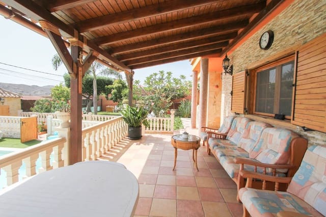 4 soverom Finca/Herregård til salgs i El Salobre, San Bartolomé de Tirajana med svømmebasseng garasje - € 799 000 (Ref: 9123652)