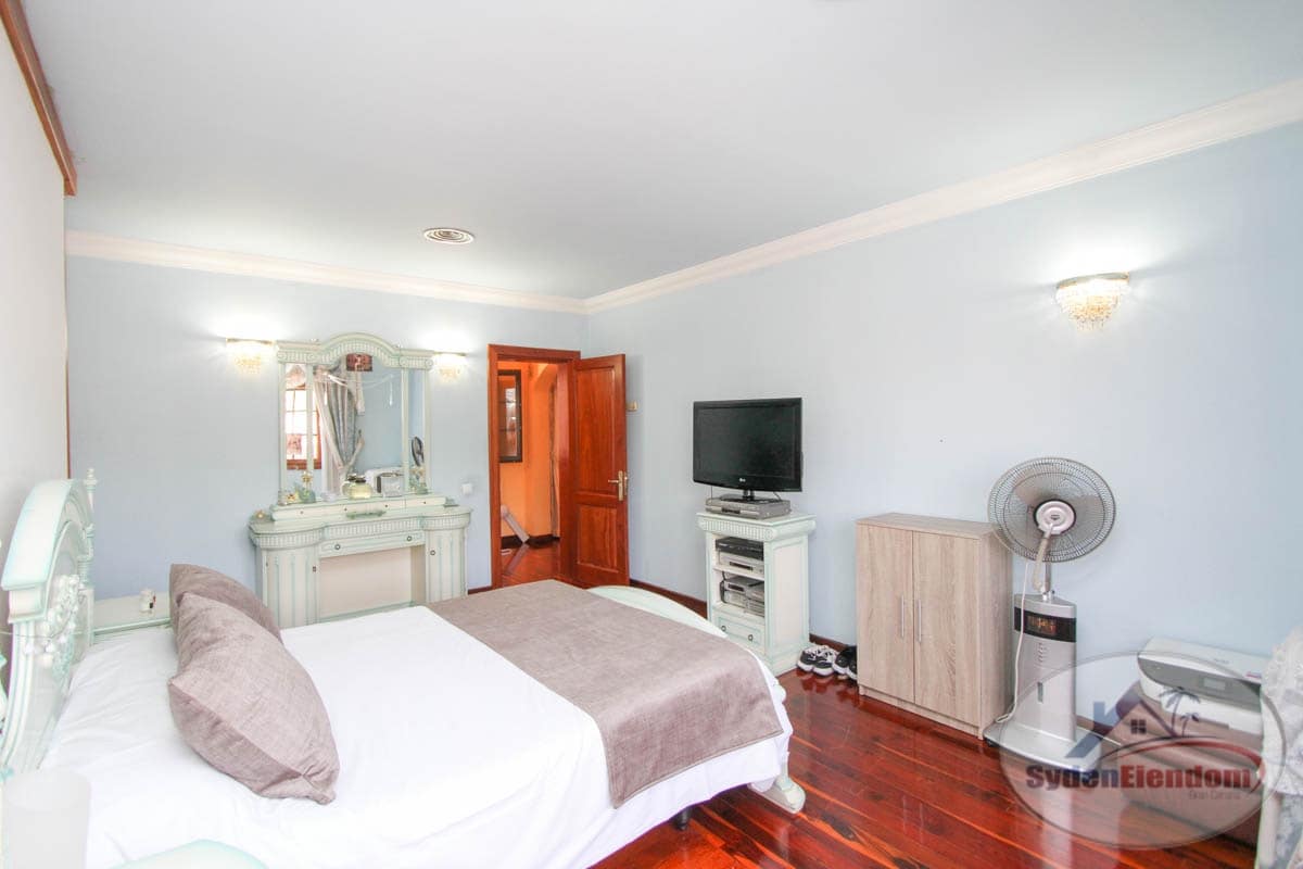 5 soverom Villa til salgs i Maspalomas med svømmebasseng garasje - € 1 295 000 (Ref: 9168143)