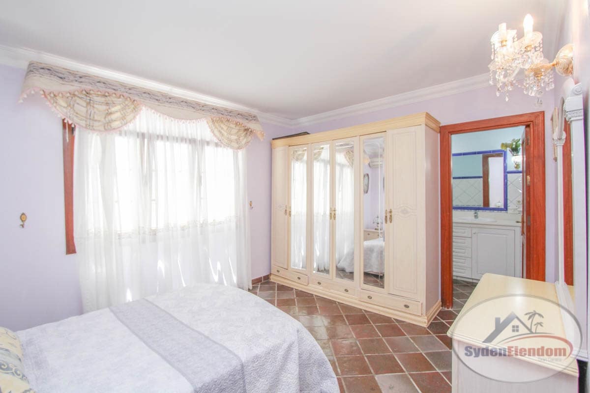 5 soverom Villa til salgs i Maspalomas med svømmebasseng garasje - € 1 295 000 (Ref: 9168143)