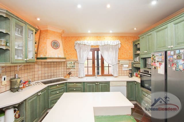 5 soveværelse Villa til salg i Maspalomas, San Bartolomé de Tirajana med swimmingpool garage - € 1.295.000 (Ref: 9168143)