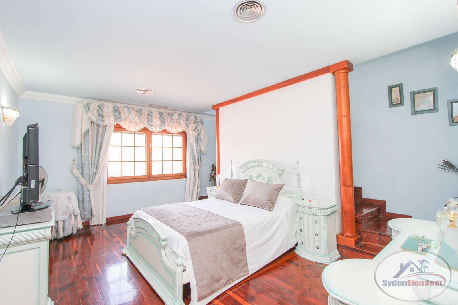 5 soverom Villa til salgs i Maspalomas med svømmebasseng garasje - € 1 295 000 (Ref: 9168143)