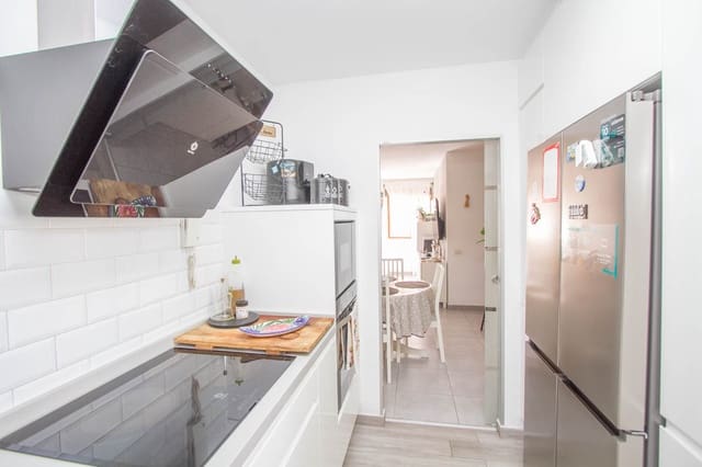 3 soveværelse Lejlighed til salg i Arguineguín, Mogán - € 225.000 (Ref: 9216656)