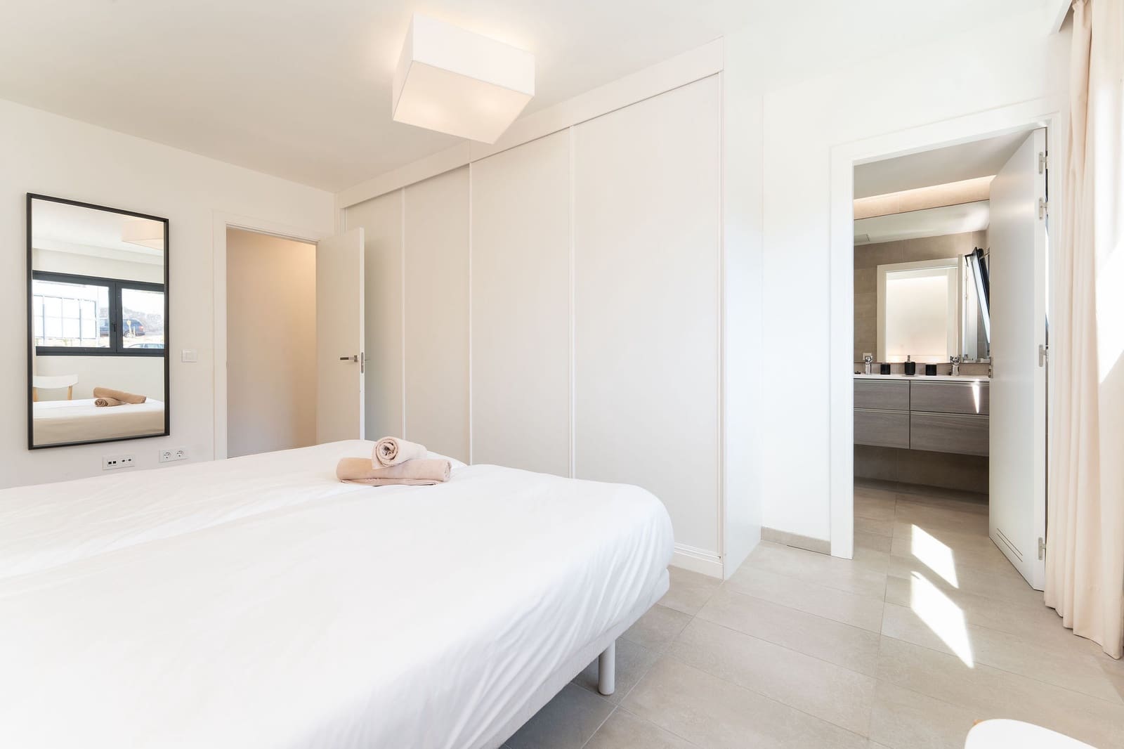 3 bedroom Apartment for sale in Arguineguin with pool garage - € 540,000 (Ref: 9609649)