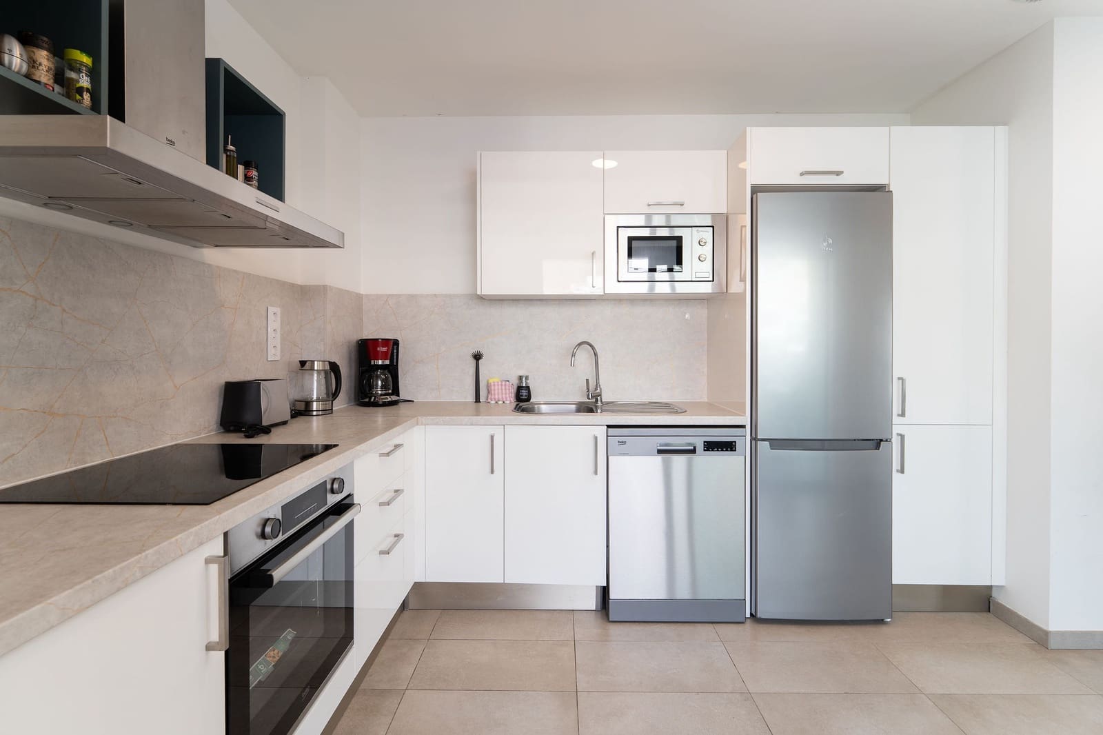 3 bedroom Apartment for sale in Arguineguin with pool garage - € 540,000 (Ref: 9609649)