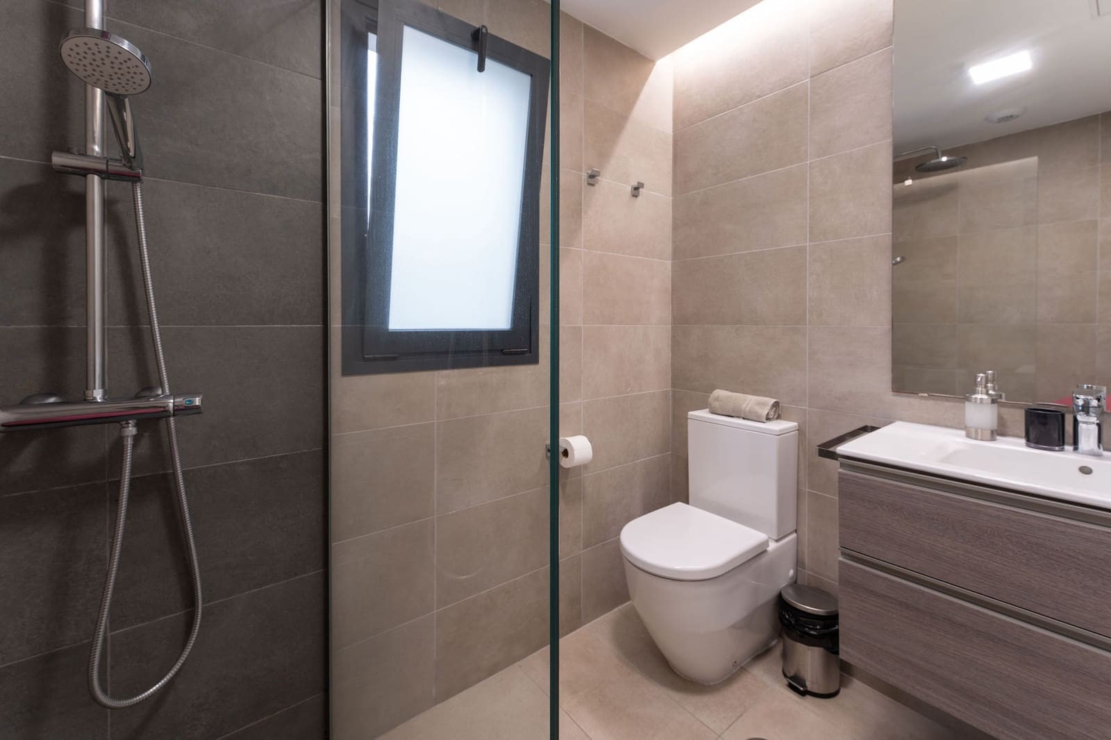 3 bedroom Apartment for sale in Arguineguin with pool garage - € 540,000 (Ref: 9609649)