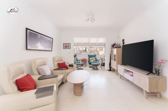 3 soverom Kjedet enebolig til salgs i Arguineguín, Mogán med garasje - € 440 000 (Ref: 9665264)