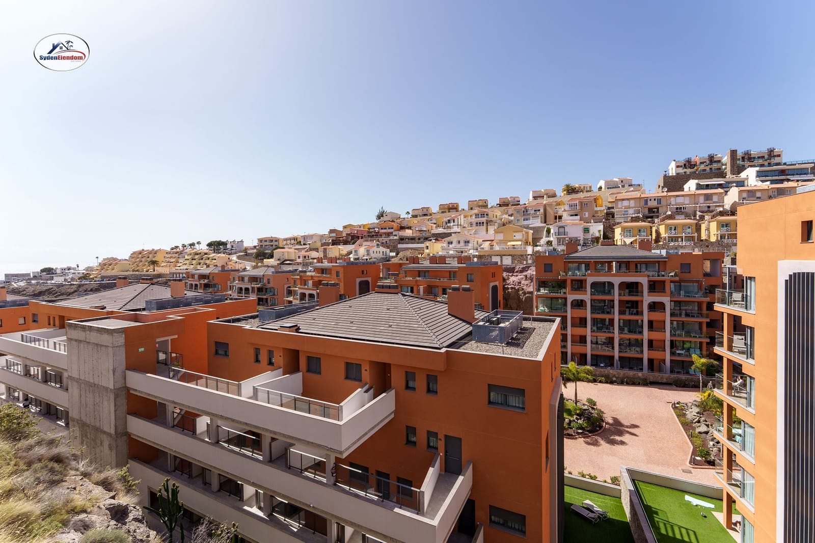 3 soverom Kjedet enebolig til salgs i Arguineguin med garasje - € 440 000 (Ref: 9665264)