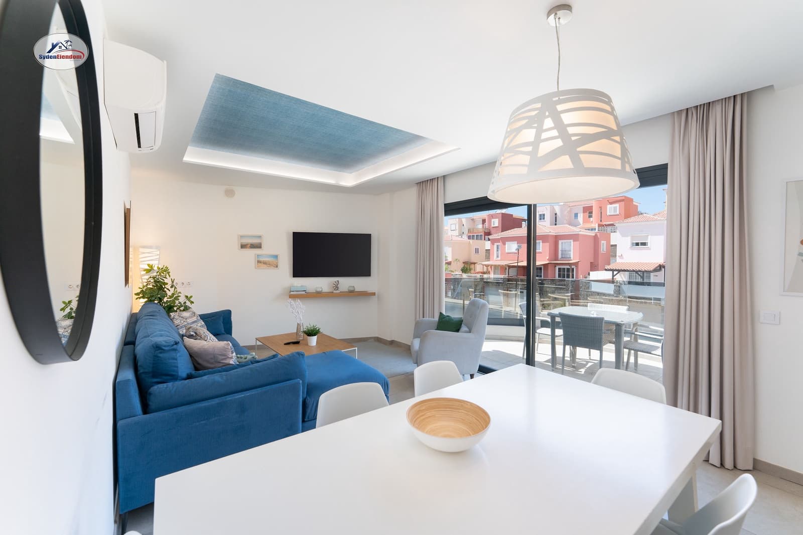 3 bedroom Apartment for sale in Arguineguin with pool garage - € 495,000 (Ref: 9696860)