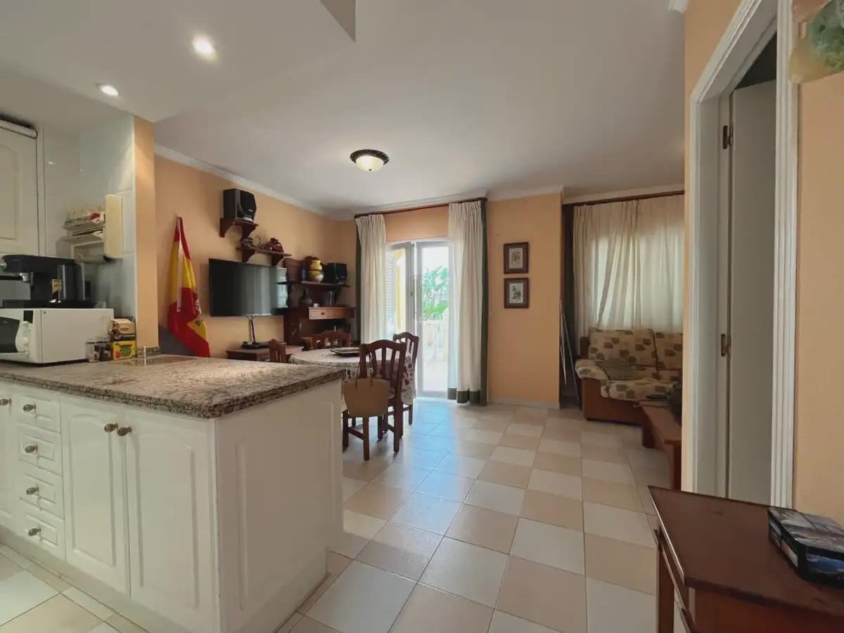 2 sypialnia Dom na sprzedaż w Denia z basenem garażem - 365 000 € (Ref: 10007479)