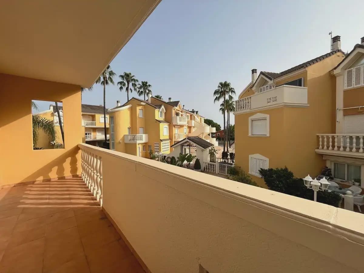 2 sypialnia Dom na sprzedaż w Denia z basenem garażem - 365 000 € (Ref: 10007479)