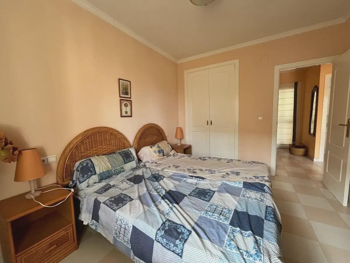 2 sypialnia Dom na sprzedaż w Denia z basenem garażem - 365 000 € (Ref: 10007479)