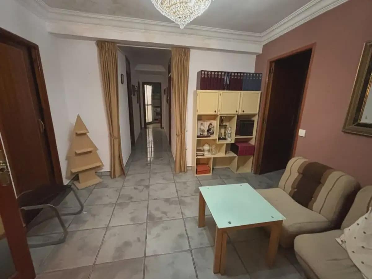 6 bedroom Townhouse for sale in Pedreguer - € 370,000 (Ref: 10015909)