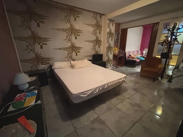 6 chambre Maison de Ville à vendre à Pedreguer - 370 000 € (Ref: 10015909)
