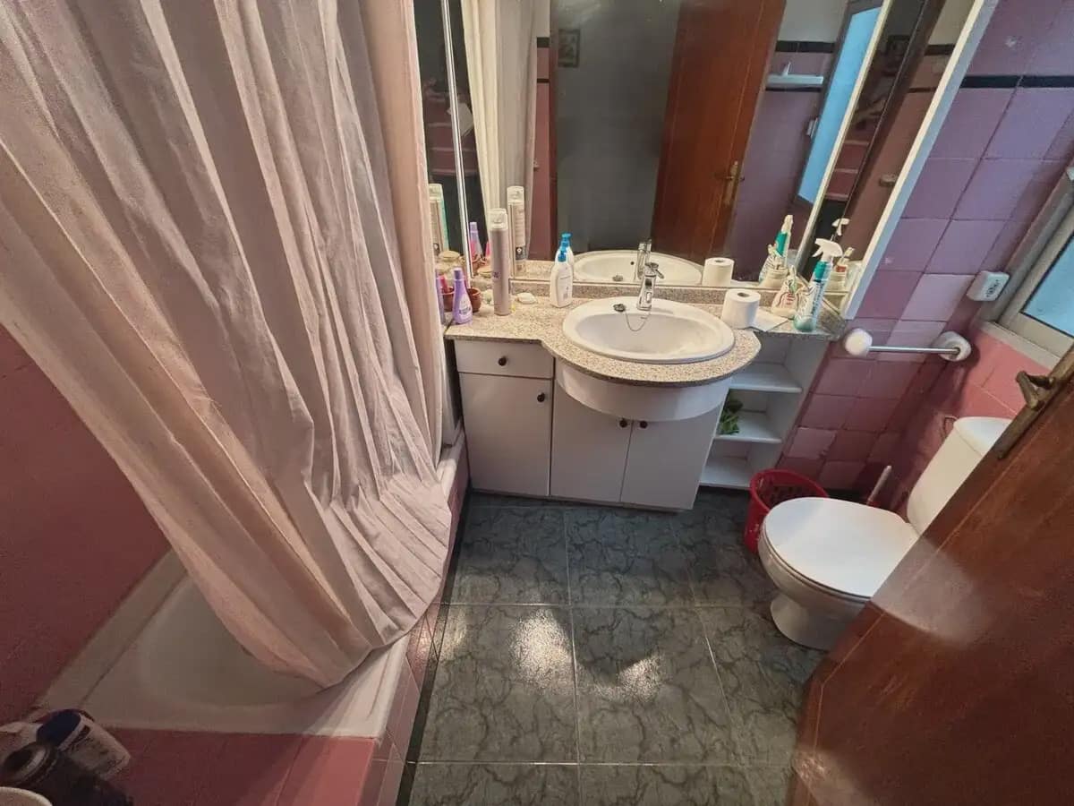 6 bedroom Townhouse for sale in Pedreguer - € 370,000 (Ref: 10015909)