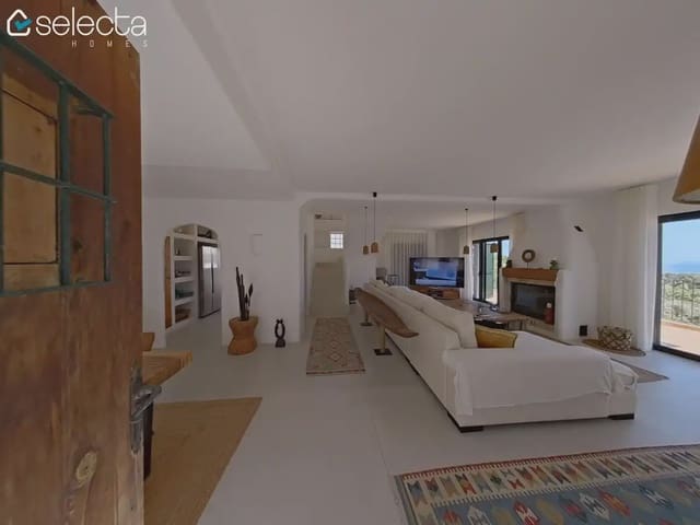 5 bedroom Villa for sale in El Montgó, Dénia with pool - € 895,000 (Ref: 10023227)