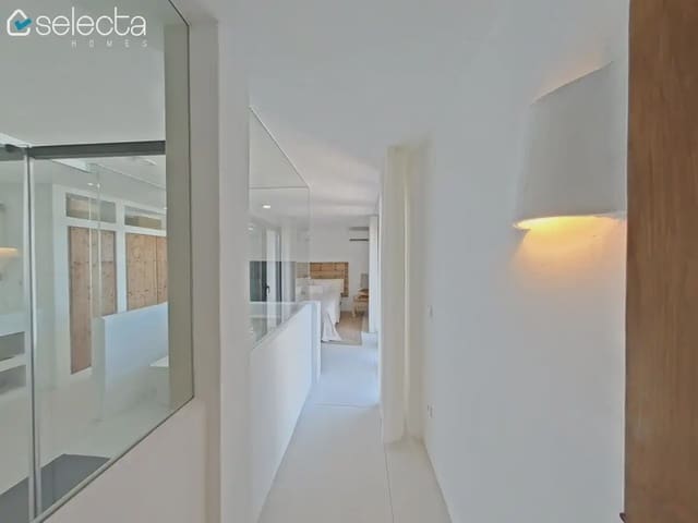 5 bedroom Villa for sale in El Montgó, Dénia with pool - € 895,000 (Ref: 10023227)