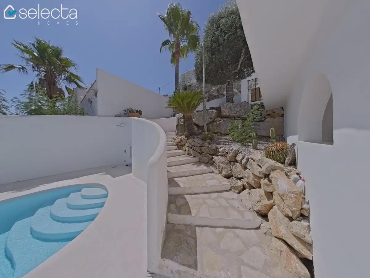Chalet de 5 habitaciones en Dénia en venta con piscina - 895.000 € (Ref: 10023227)
