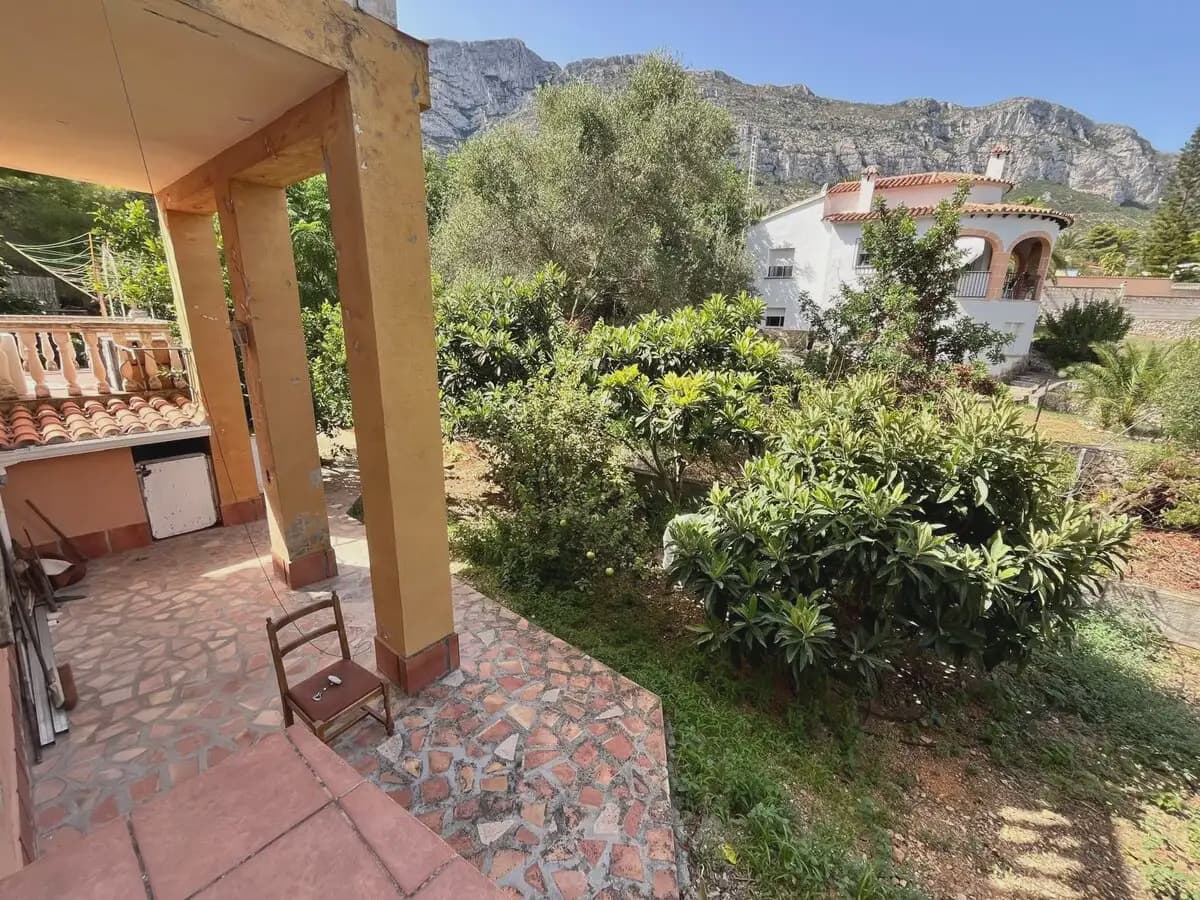 4 Zimmer Villa zu verkaufen in Denia mit Garage - 562.000 € (Ref: 10035806)