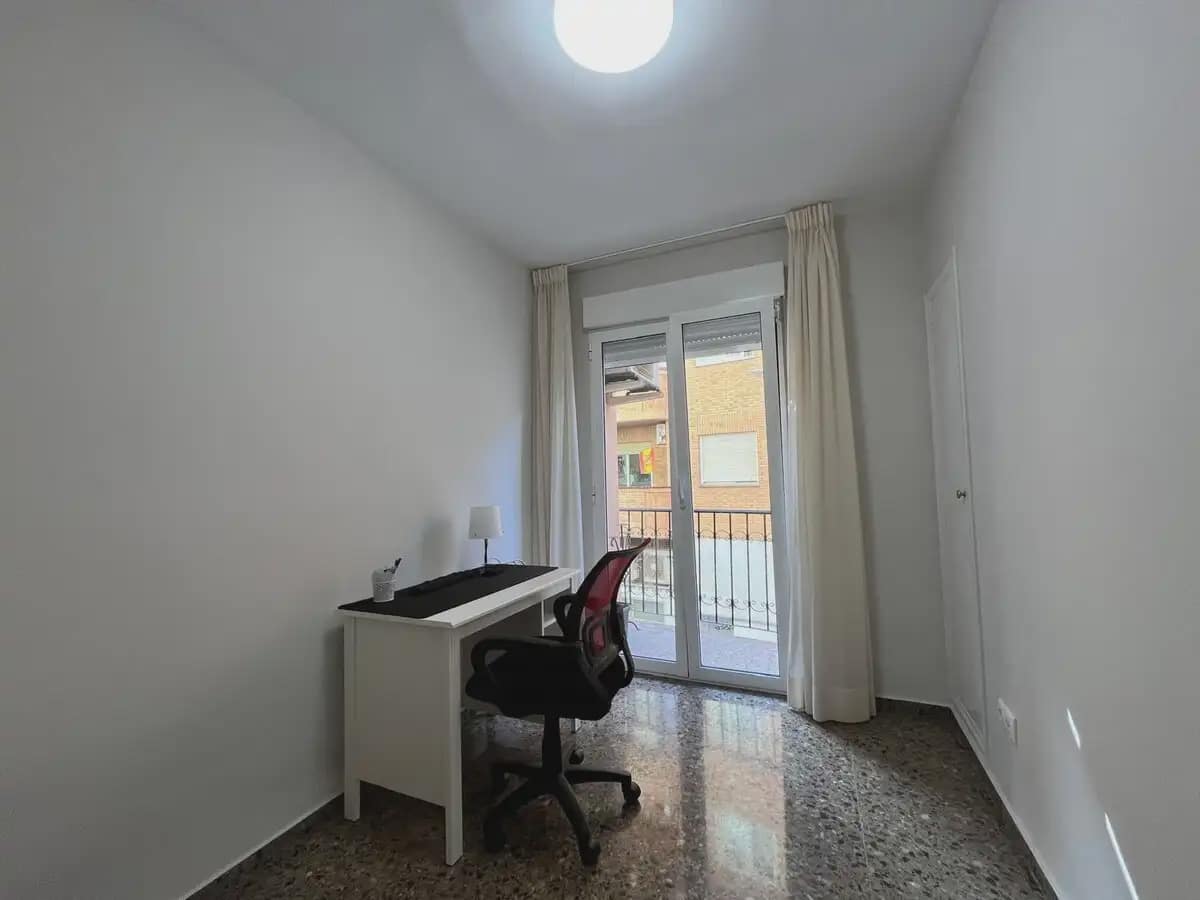 3 Zimmer Wohnung zu vermieten in Denia - 1.050 € (Ref: 10048519)