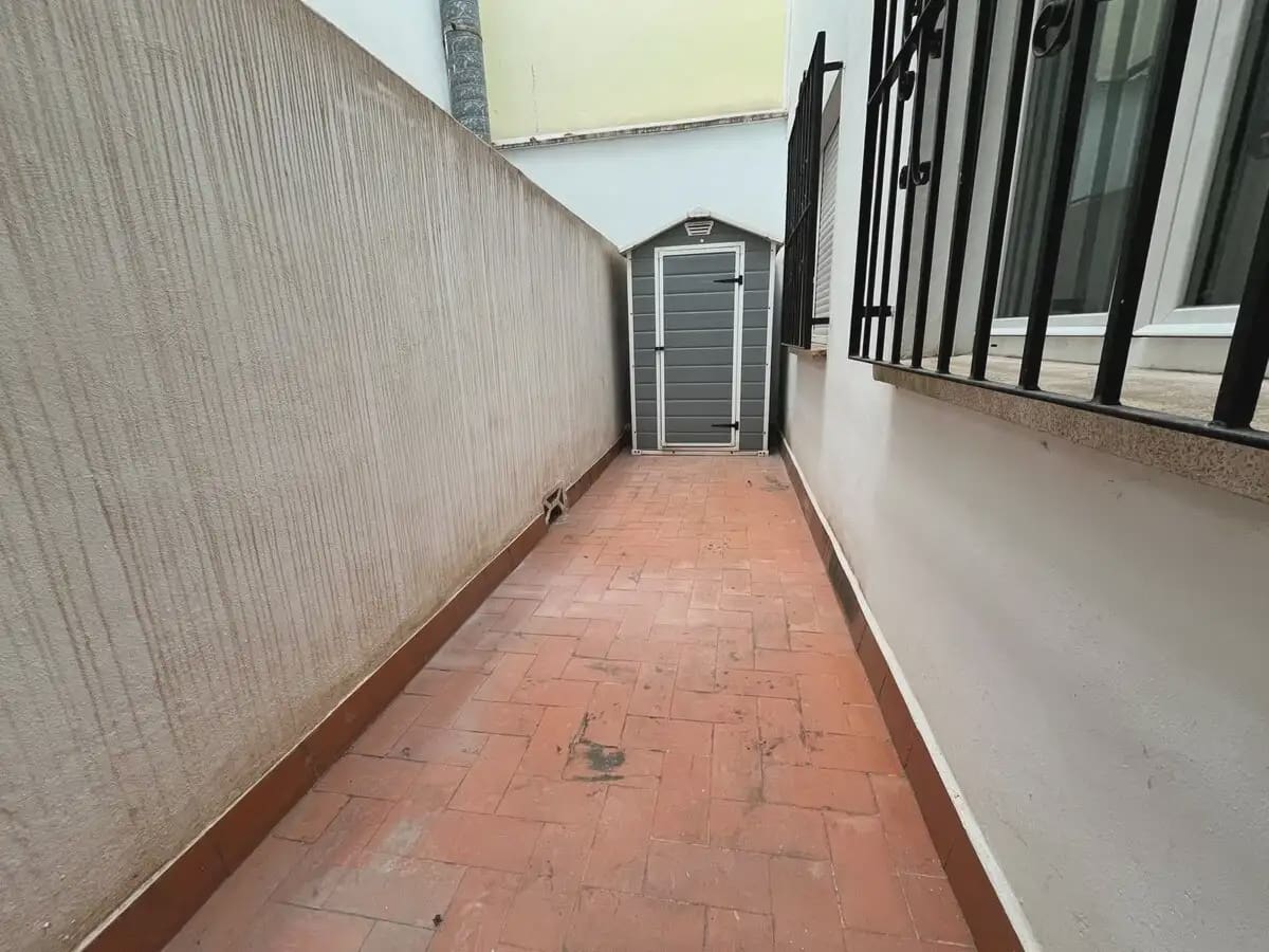 3 Zimmer Wohnung zu vermieten in Denia - 1.050 € (Ref: 10048519)