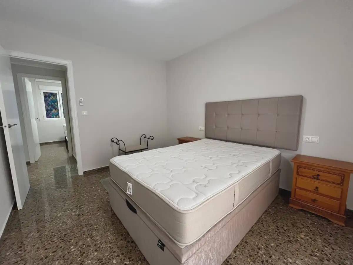 3 Zimmer Wohnung zu vermieten in Denia - 1.050 € (Ref: 10048519)