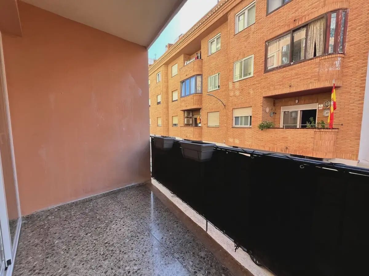 3 Zimmer Wohnung zu vermieten in Denia - 1.050 € (Ref: 10048519)