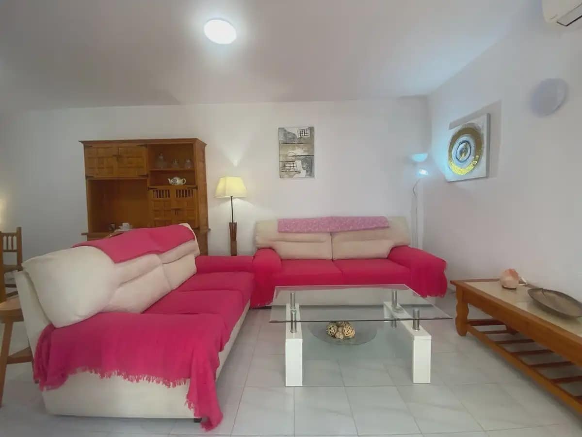 2 quarto Apartamento para arrendar em Denia com piscina garagem - 800 € (Ref: 10093725)
