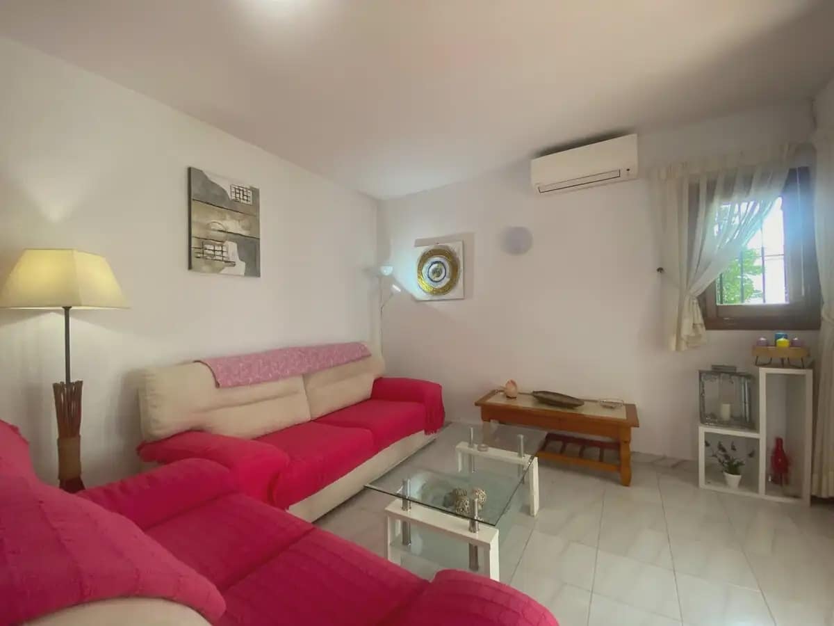 2 quarto Apartamento para arrendar em Denia com piscina garagem - 800 € (Ref: 10093725)