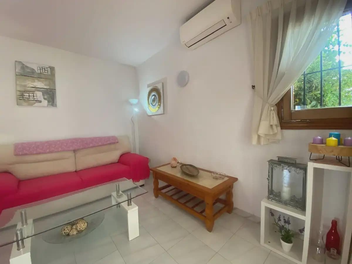 2 quarto Apartamento para arrendar em Denia com piscina garagem - 800 € (Ref: 10093725)