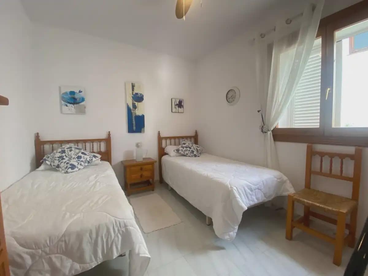 2 quarto Apartamento para arrendar em Denia com piscina garagem - 800 € (Ref: 10093725)