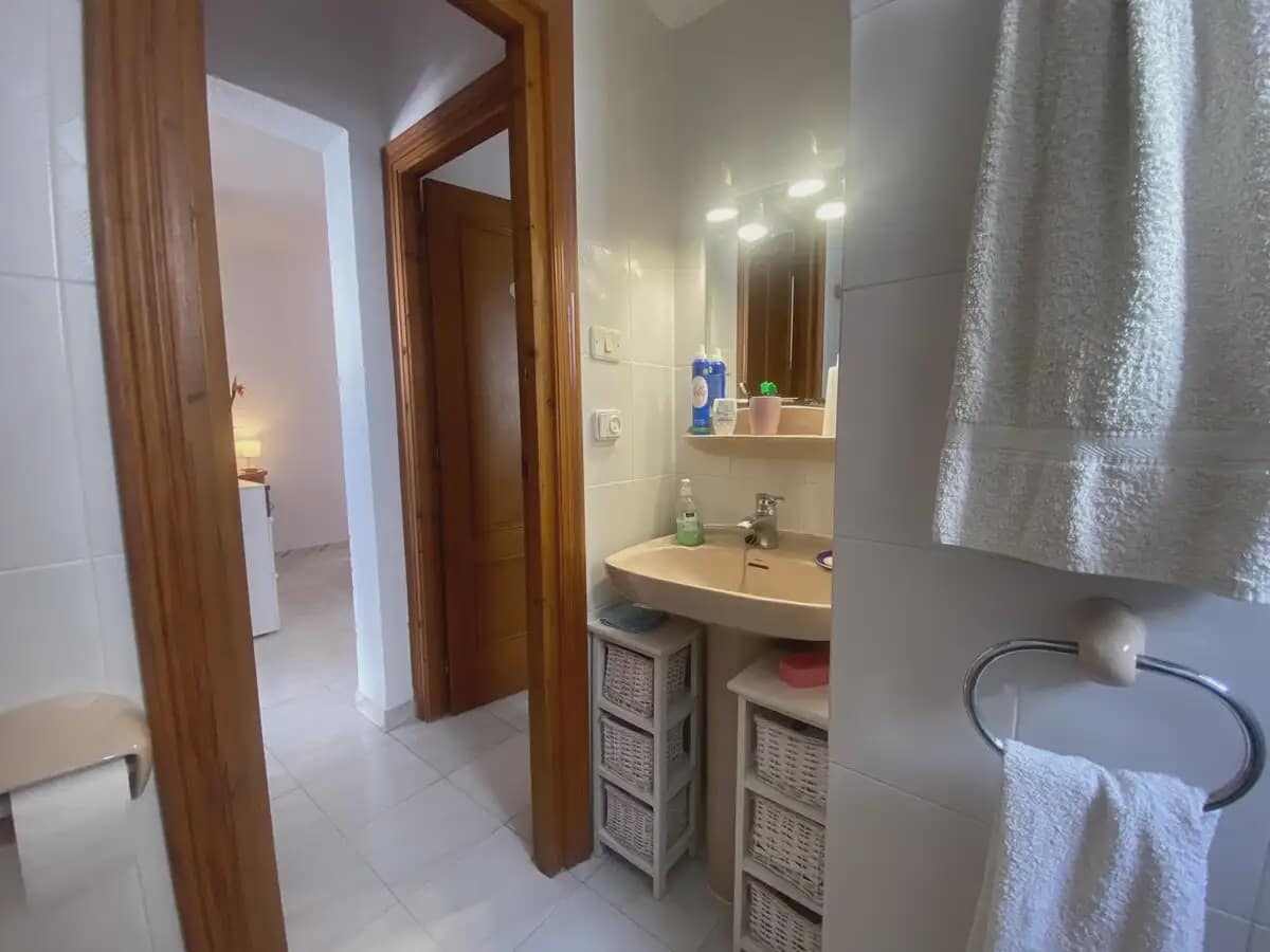 2 quarto Apartamento para arrendar em Denia com piscina garagem - 800 € (Ref: 10093725)