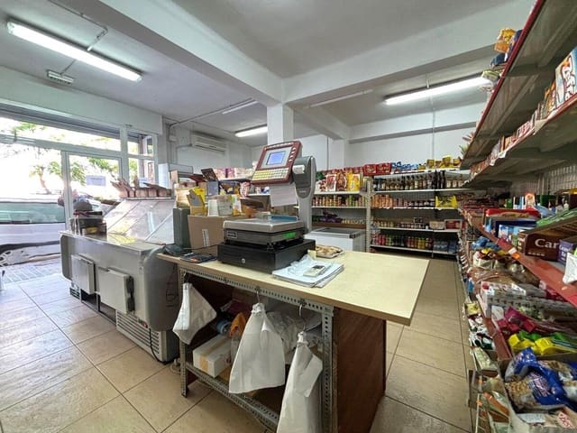 Commercieel te koop in Centro Urbano, Dénia - € 152.000 (Ref: 8695410)