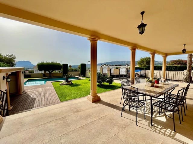 3 Zimmer Villa zu verkaufen in Beniarbeig mit Pool - 820.000 € (Ref: 8695421)