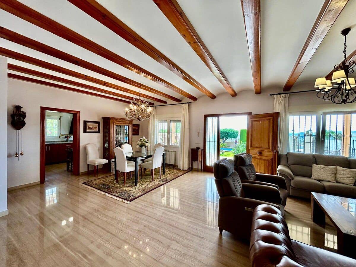 3 soveværelse Villa til salg i Beniarbeig med swimmingpool - € 820.000 (Ref: 8695421)