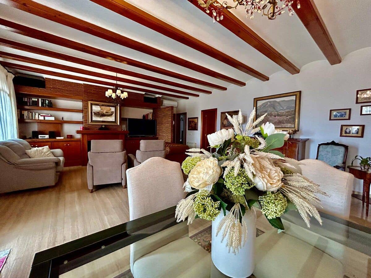 3 soveværelse Villa til salg i Beniarbeig med swimmingpool - € 820.000 (Ref: 8695421)