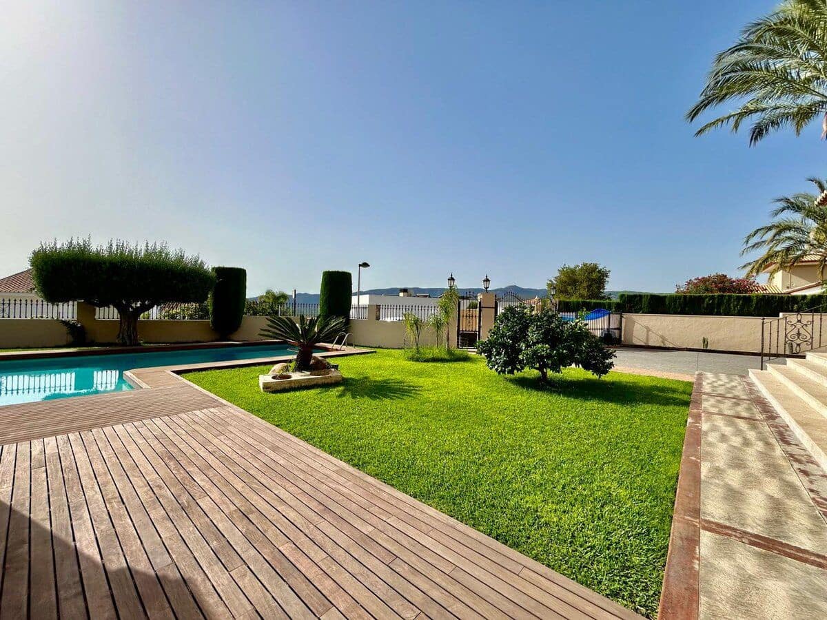 3 soveværelse Villa til salg i Beniarbeig med swimmingpool - € 820.000 (Ref: 8695421)