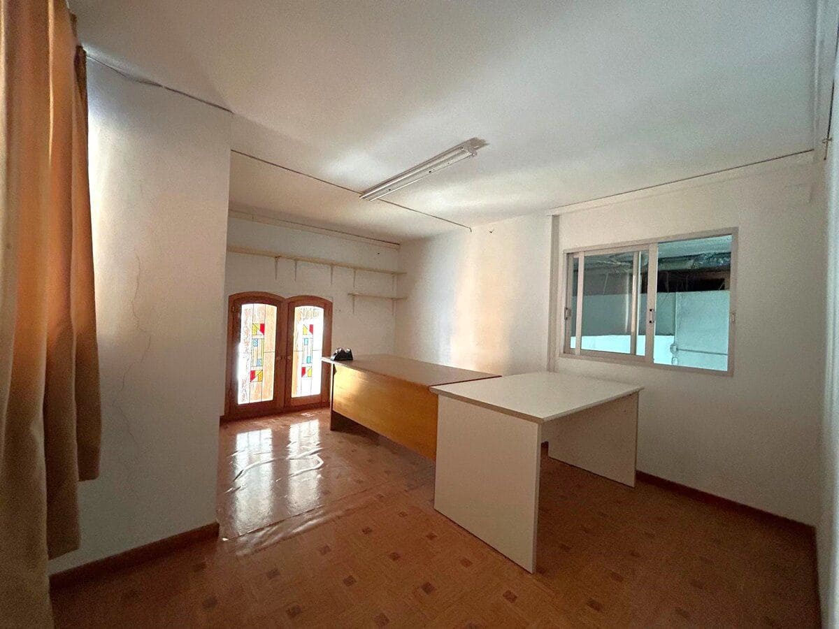 Kaupallinen myytävänä paikassa Denia - 517 500 € (Ref: 8695441)