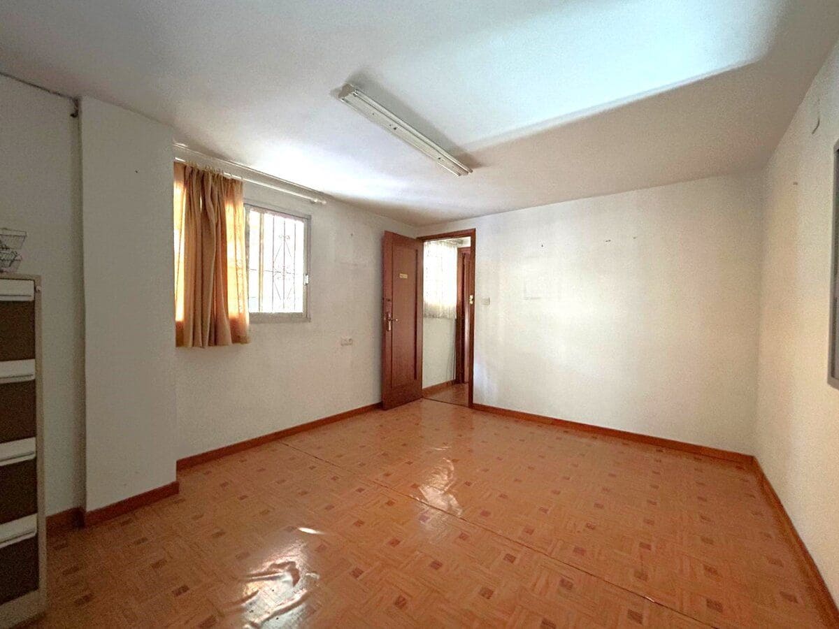 Kaupallinen myytävänä paikassa Denia - 517 500 € (Ref: 8695441)