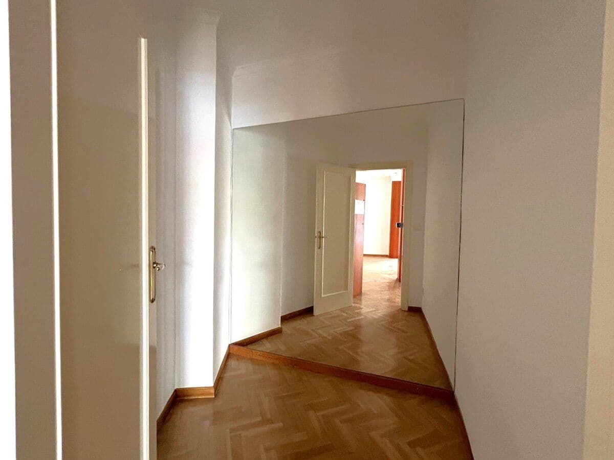 Kaupallinen myytävänä paikassa Denia - 517 500 € (Ref: 8695441)