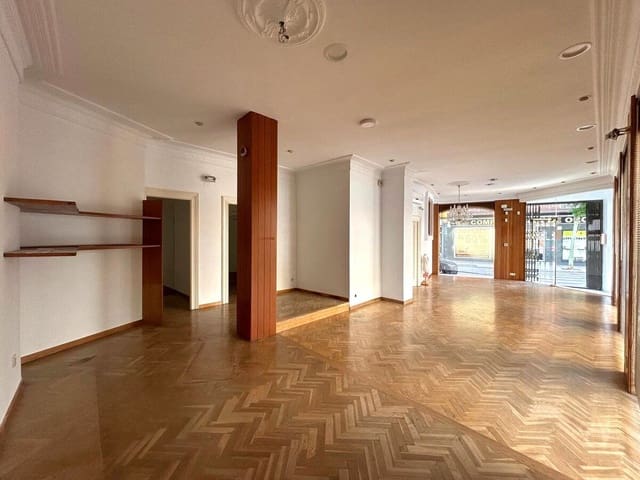 Kaupallinen myytävänä paikassa Centro Urbano, Dénia - 517 500 € (Ref: 8695441)