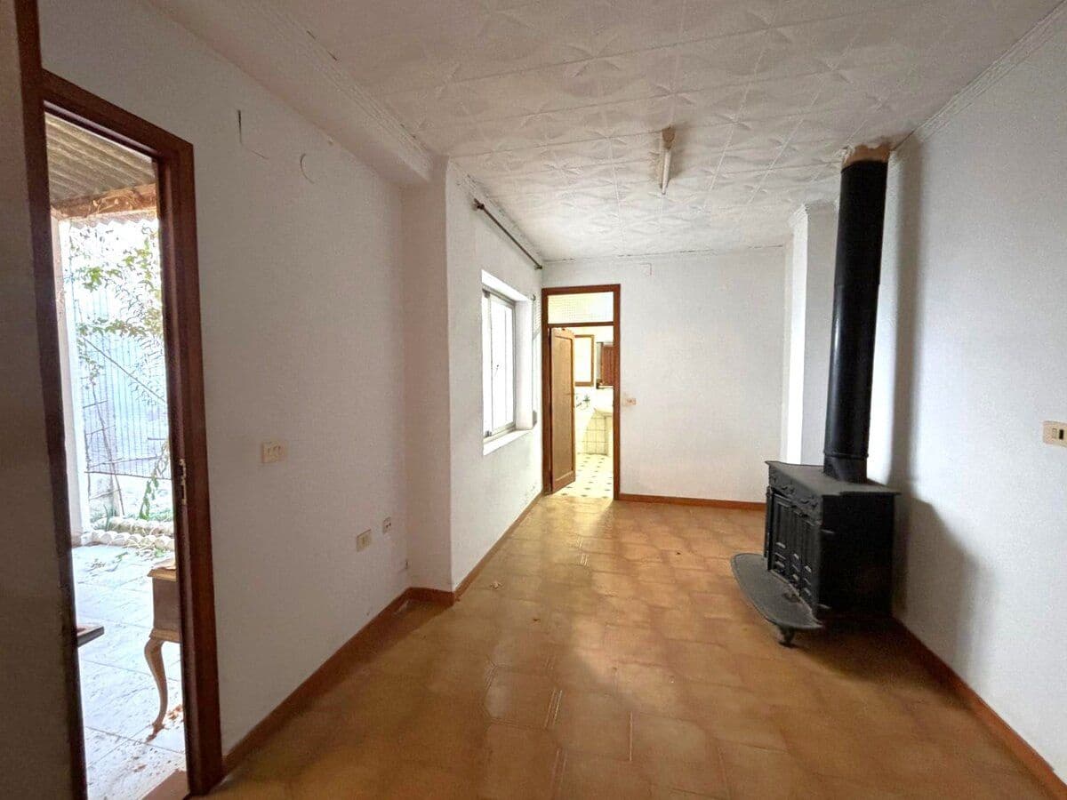 5 soverom Hus til salgs i Pedreguer - € 178 000 (Ref: 8695443)