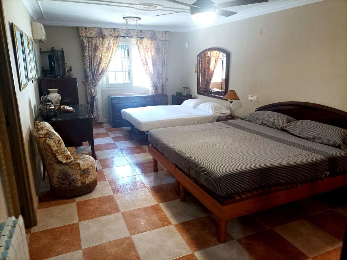 7 sypialnia Willa na sprzedaż w Denia z basenem garażem - 895 000 € (Ref: 8695447)