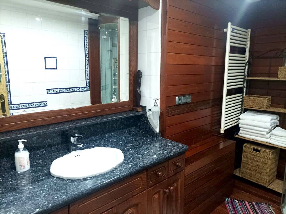 7 sypialnia Willa na sprzedaż w Denia z basenem garażem - 895 000 € (Ref: 8695447)