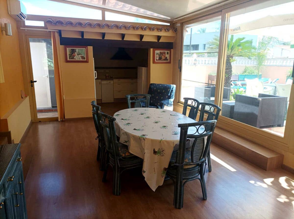7 sypialnia Willa na sprzedaż w Denia z basenem garażem - 895 000 € (Ref: 8695447)