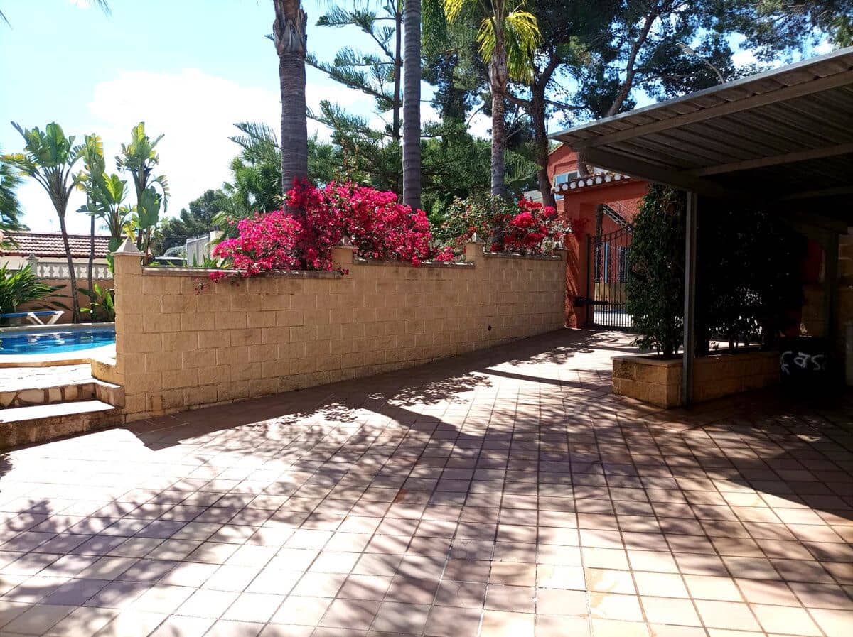 7 sypialnia Willa na sprzedaż w Denia z basenem garażem - 895 000 € (Ref: 8695447)