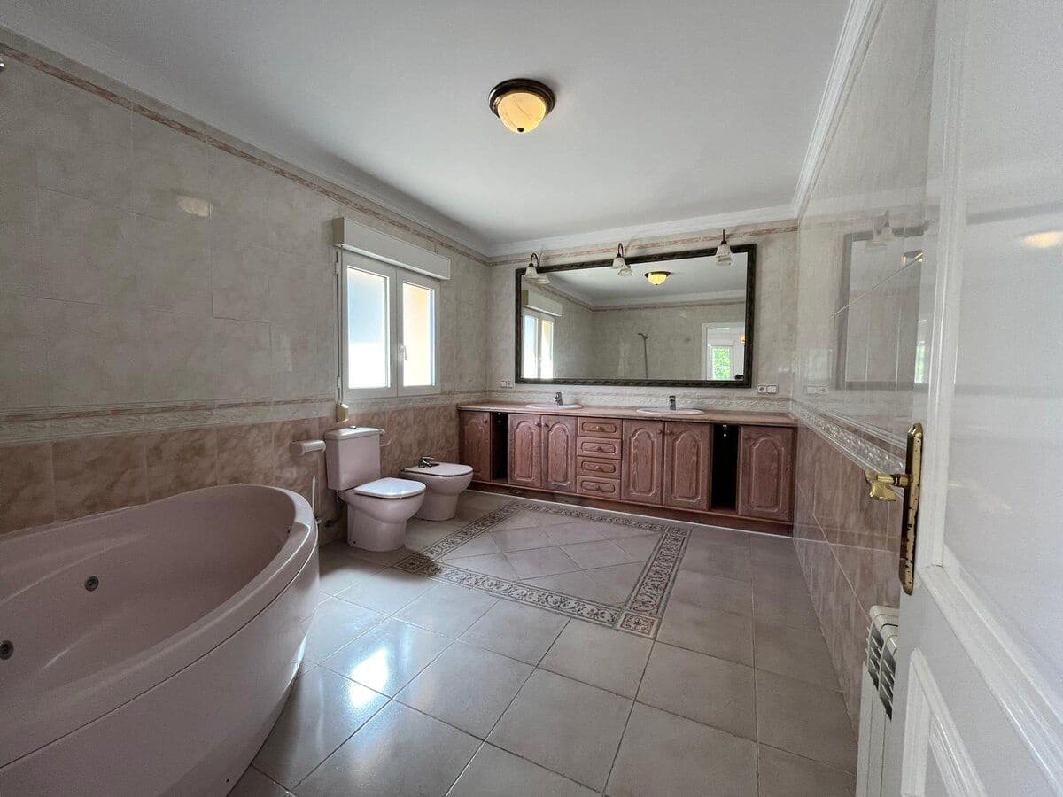 7 soveværelse Villa til salg i Pedreguer - € 965.000 (Ref: 8695451)