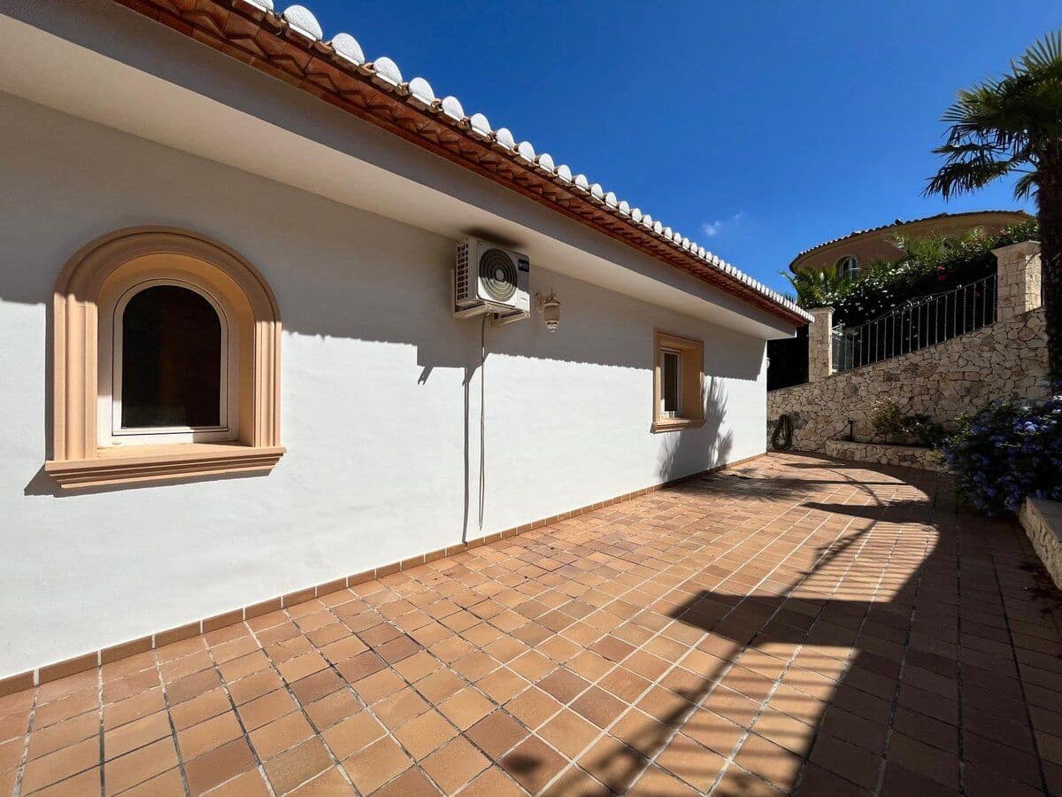 7 soveværelse Villa til salg i Pedreguer - € 965.000 (Ref: 8695451)